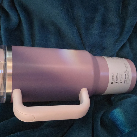 Stanley Pink Quencher H2.0 Tumbler - Picture 5 of 11